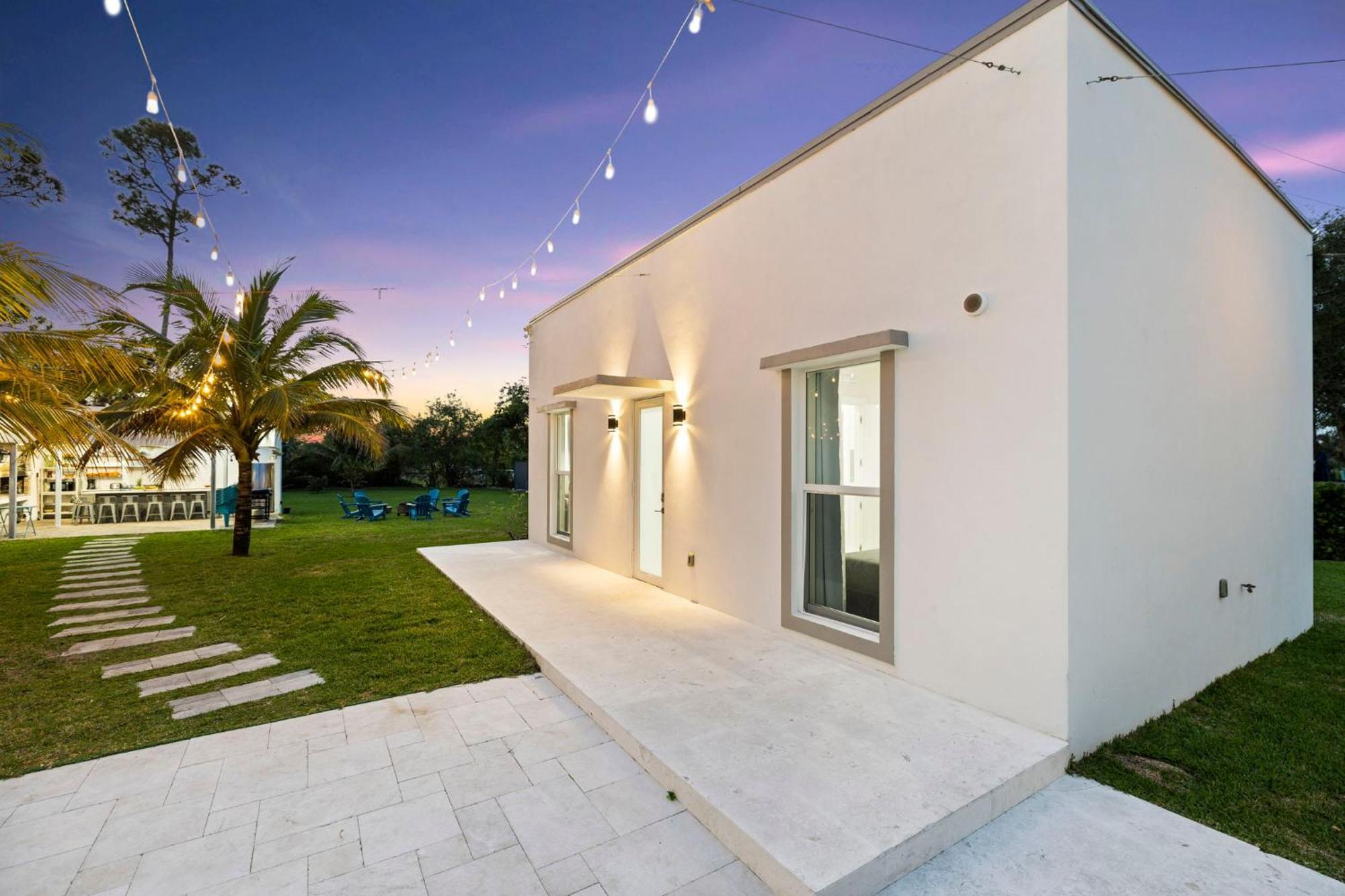 Ideal For Families The White House Of Miami Close To Miami Beaches And The Keys West Princeton エクステリア 写真