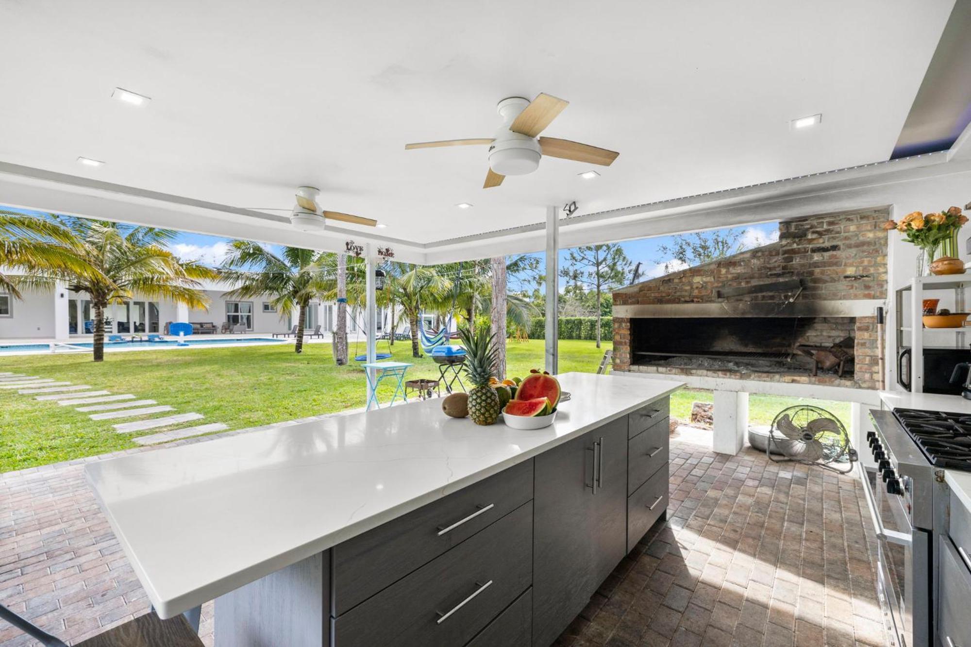 Ideal For Families The White House Of Miami Close To Miami Beaches And The Keys West Princeton エクステリア 写真