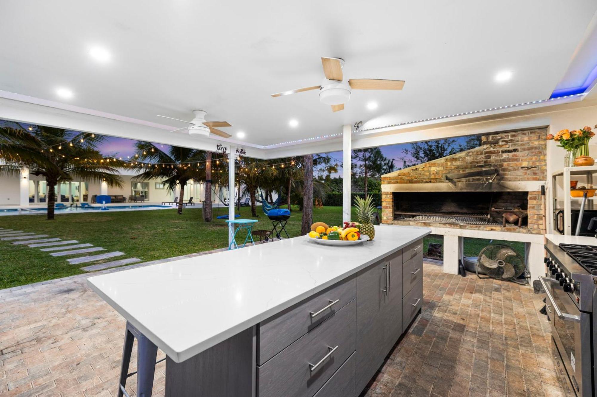 Ideal For Families The White House Of Miami Close To Miami Beaches And The Keys West Princeton エクステリア 写真
