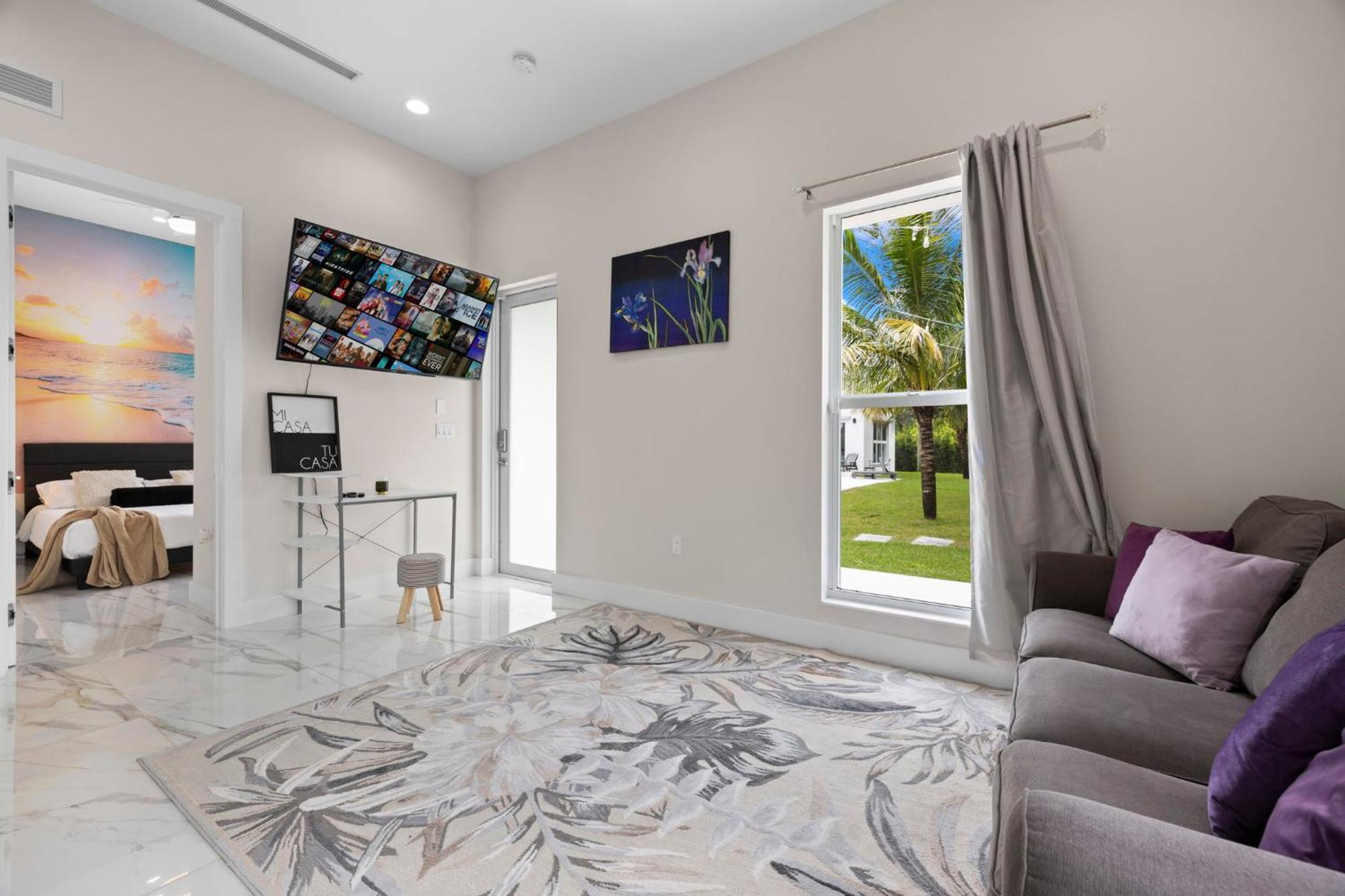 Ideal For Families The White House Of Miami Close To Miami Beaches And The Keys West Princeton エクステリア 写真
